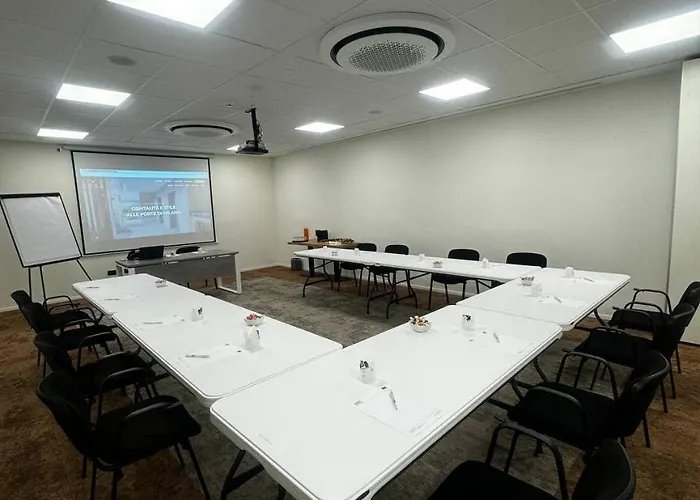 Acca Sporting Milano - Aa Hotell Opera